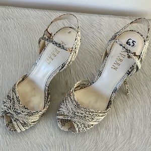 Ralph Lauren Snakeskin pumps